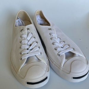Converse white